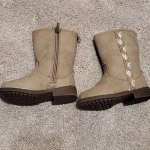 Never worn Sz 6 toddler boots